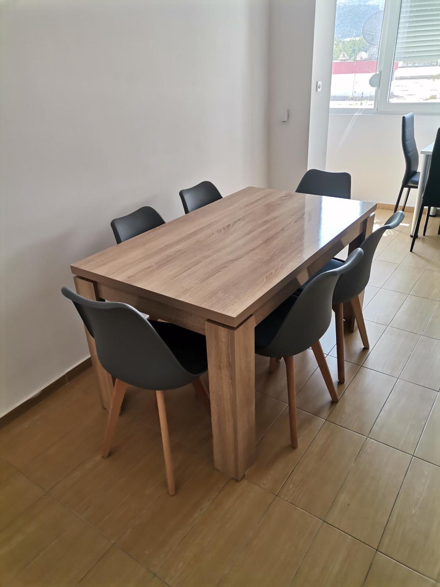 Calla 5 Apartment: Central Square Living with Secure Parking Skopje Exterior photo